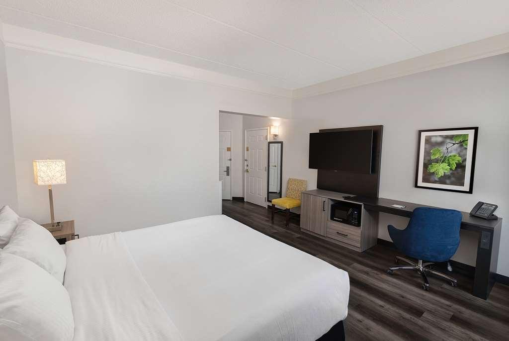 La Quinta By Wyndham Miami Airport West Hotel Sweetwater Room photo